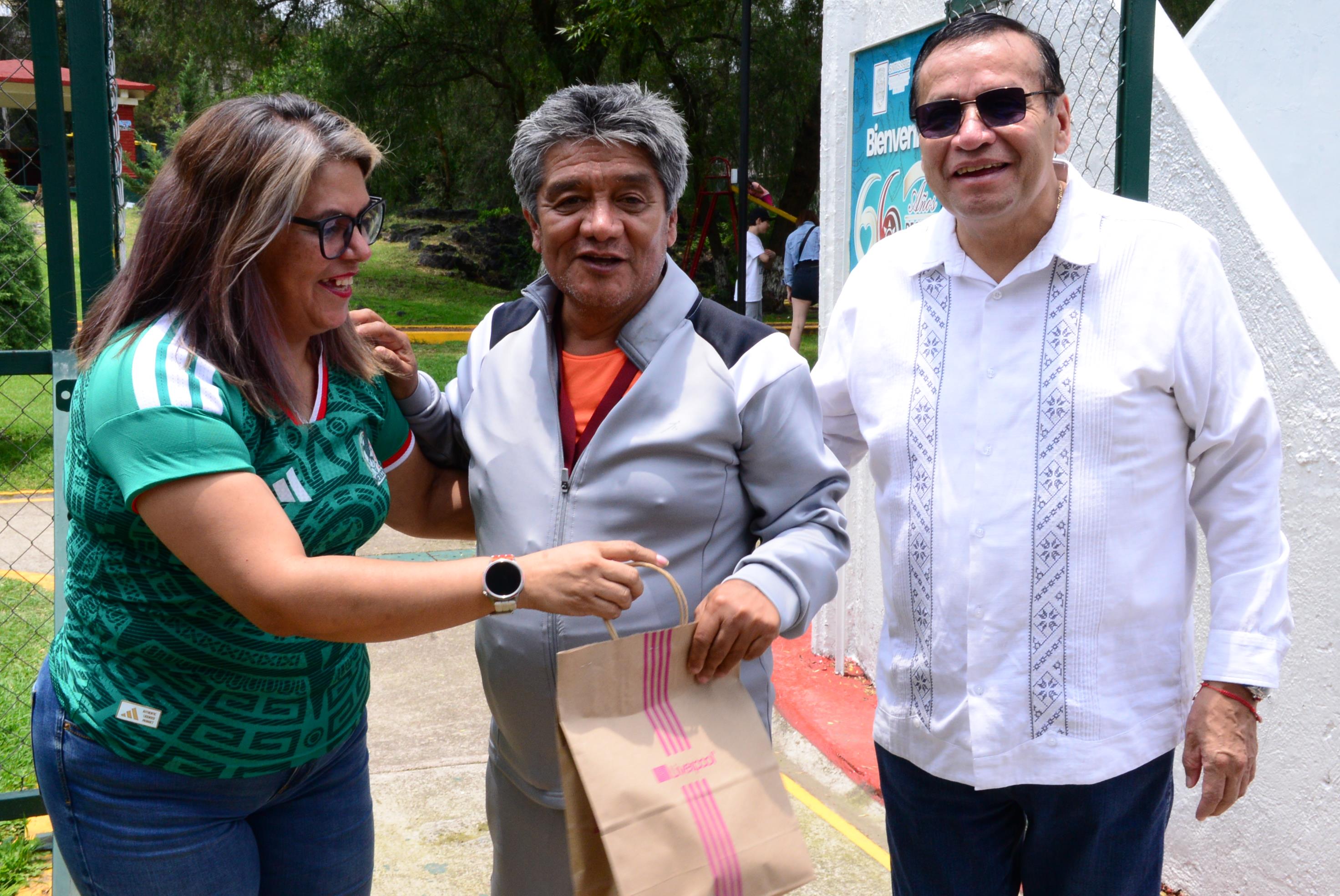 Convivencia Deportiva Por el “Día del Padre”, Sección II Dirección Médica 